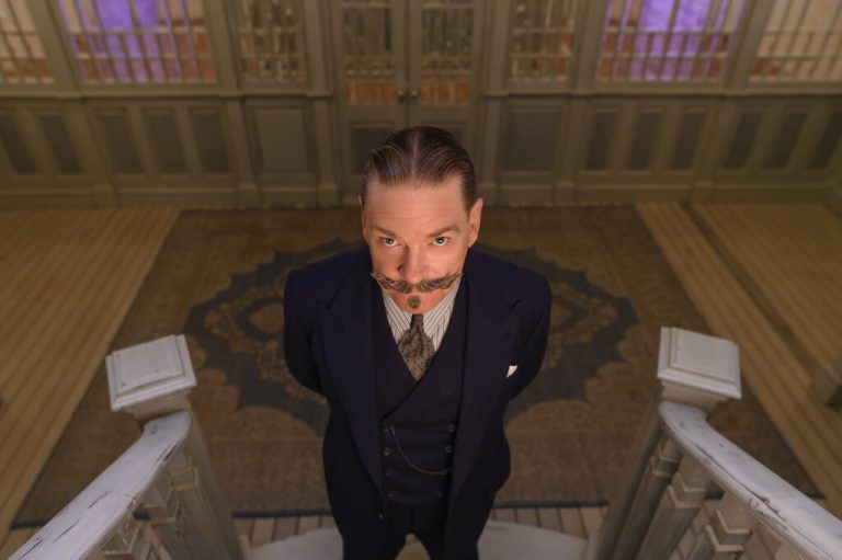 Kenneth Branagh spielt nach „Mord im Orient-Express“ zum zweiten Mal den Schnurrbartträger. 20th century Fox