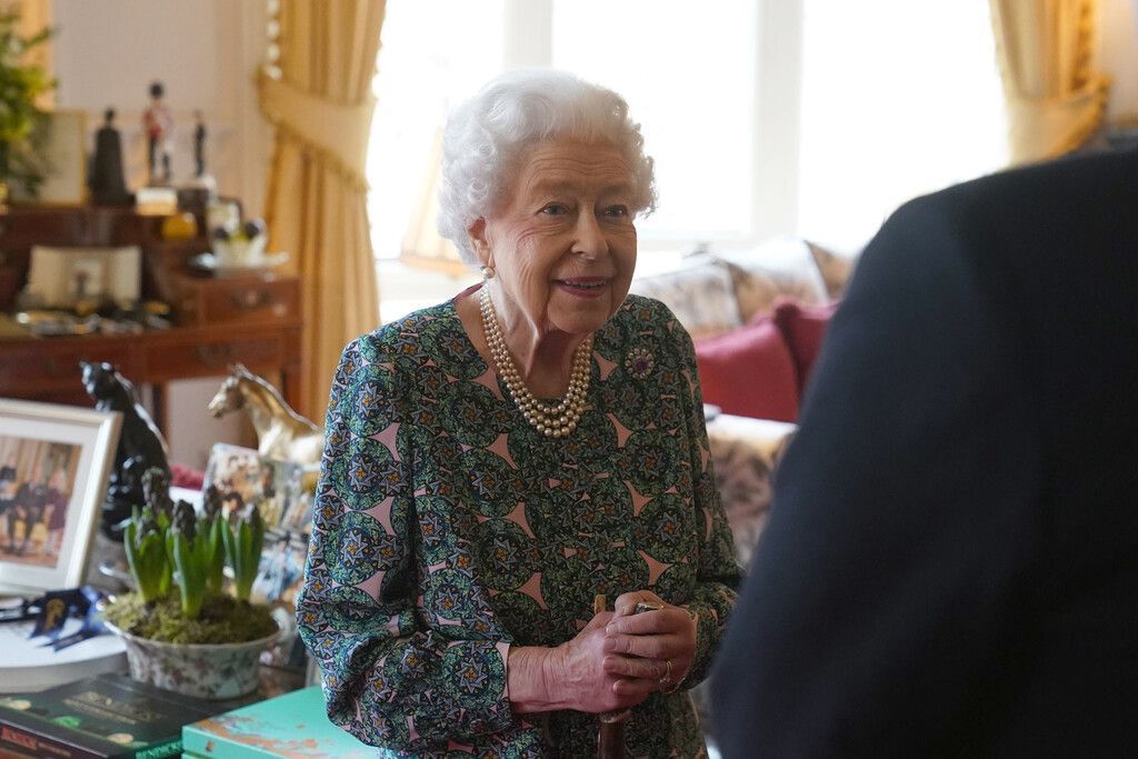 Queen positiv auf Corona getestet