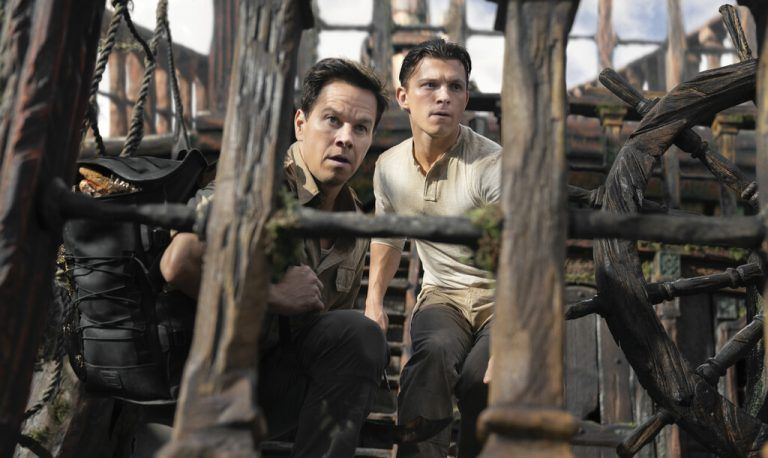 Mark Wahlberg und Tom Holland spielen die Hauptrollen in dem bunten Abenteuerfilm. ap