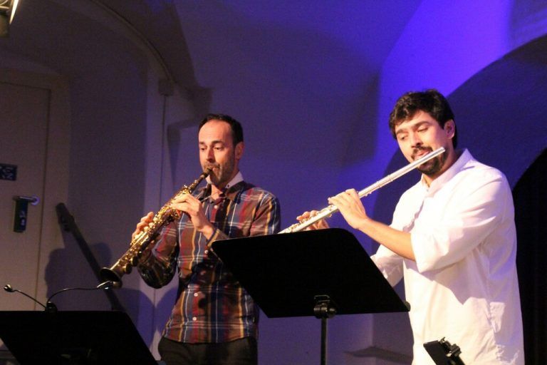 ... und Peter Lenzin an Saxophon und Klarinette und Juan Carlos Diaz an der Querflöte.