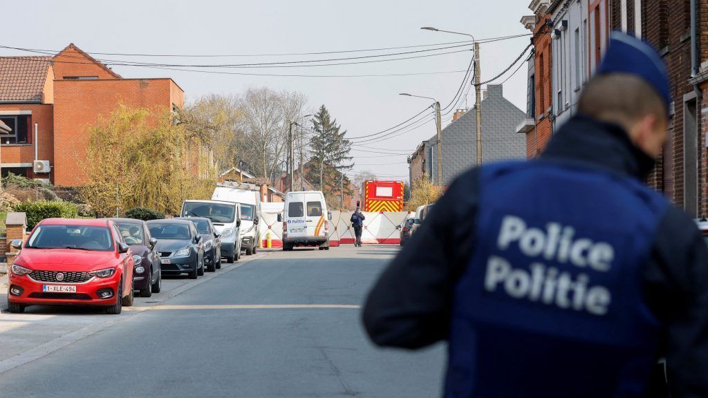 Auto fuhr in Belgien in Menschengruppe &#8211; sechs Tote