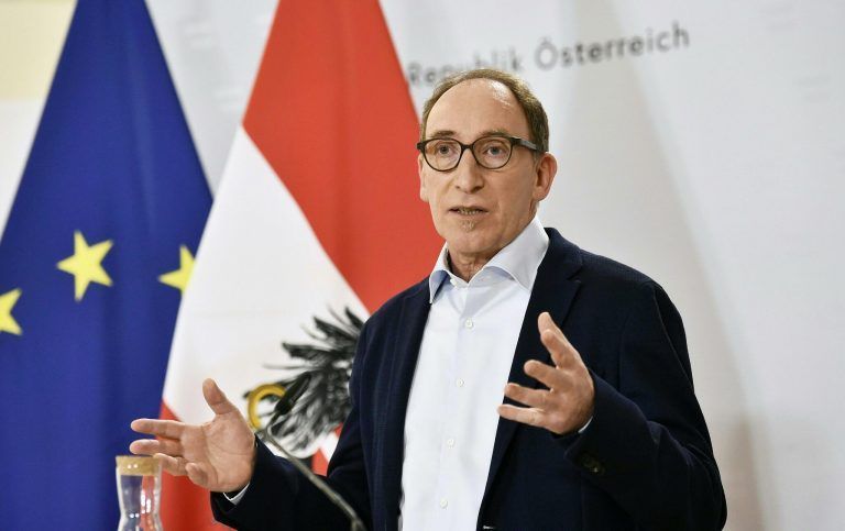 Der Sozialminister sagte gegenüber den VN, dass er einen „koordinierten Weg“ weitergehen will. <span class="copyright">APA/Hans Punz</span>