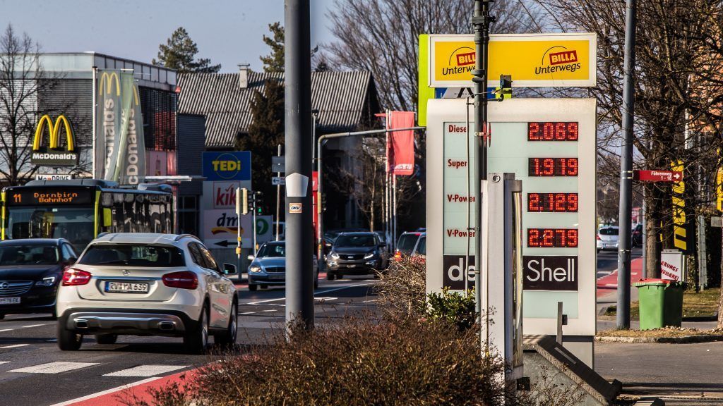 Zwei-Euro-Marke für Diesel im Land erstmals geknackt