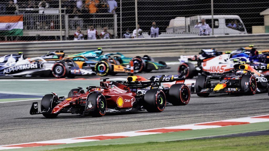 Leclerc führt Ferrari-Doppelsieg an &#8211; Desaster für Red Bull