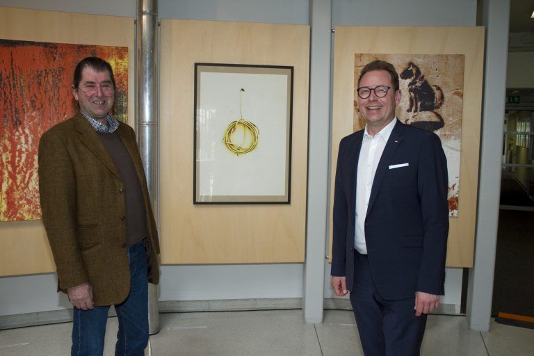 Künstler Harald Gfader (l.) und ORF-Landesdirektor Markus Klement präsentierten die Ausstellung. <span class="copyright">.</span><span class="copyright"></span>