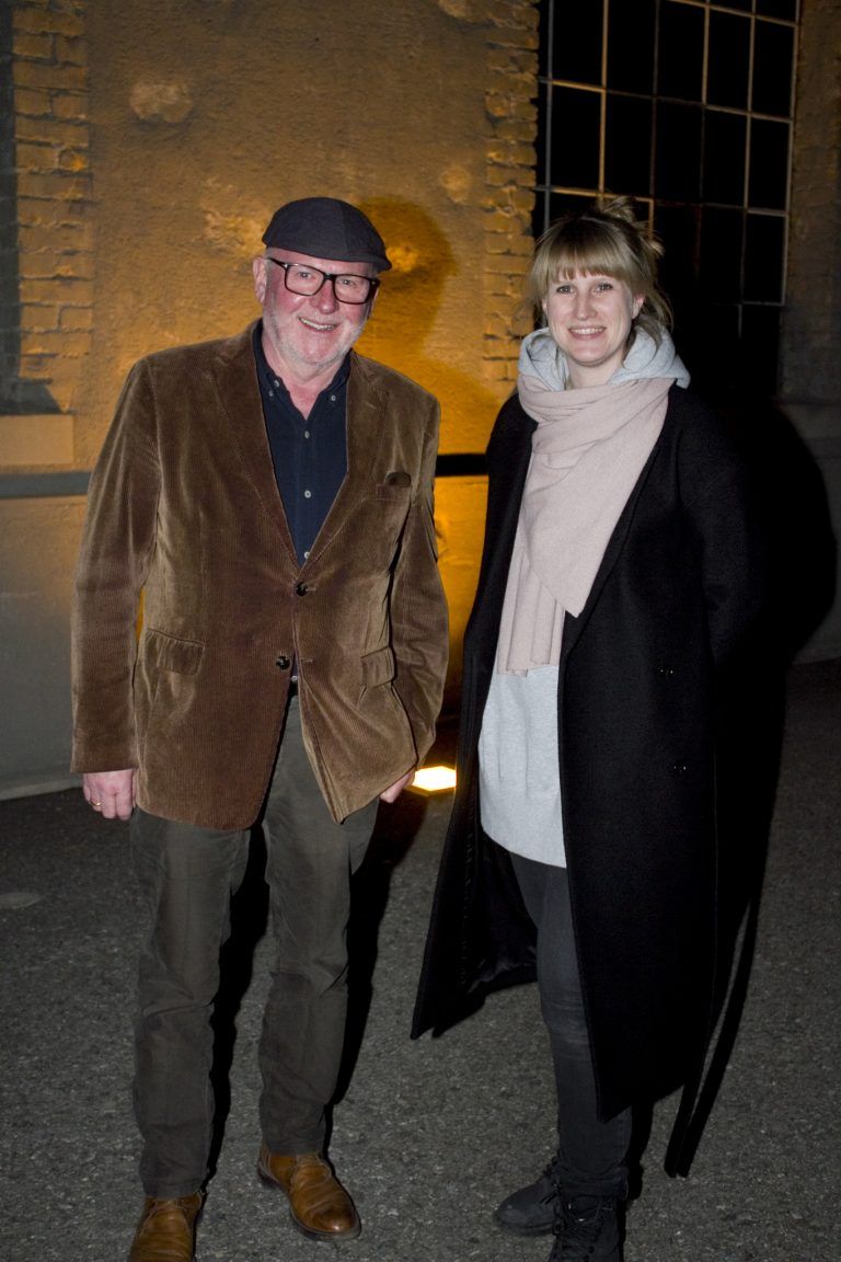 Kulturamtsleiter Roland Jörg und Sina Wagner .