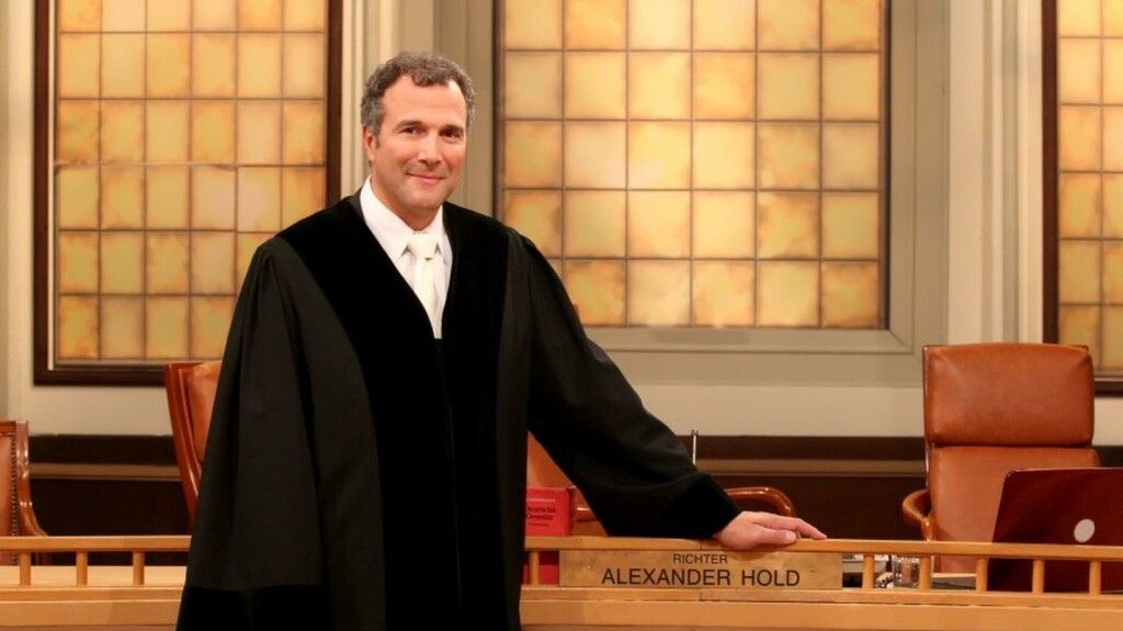 Der Ex-Richter und seine Rolle als Politiker