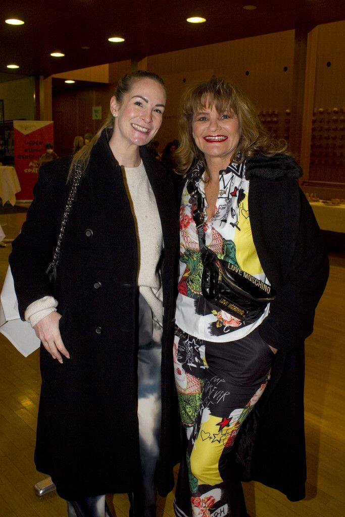 Alexandra Madlener (l.) und Manuela Koch waren unter den Zuhörerinnen.