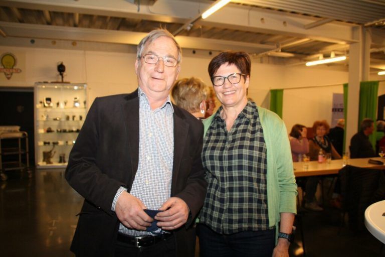 Altbürgermeister Walter Gabriel mit Gattin Hilde. <span class="copyright">HE</span>