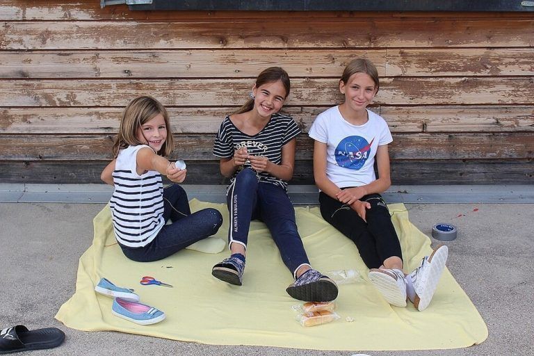 Auch die Mädchen der Pfarrjugend haben ihren Spaß.