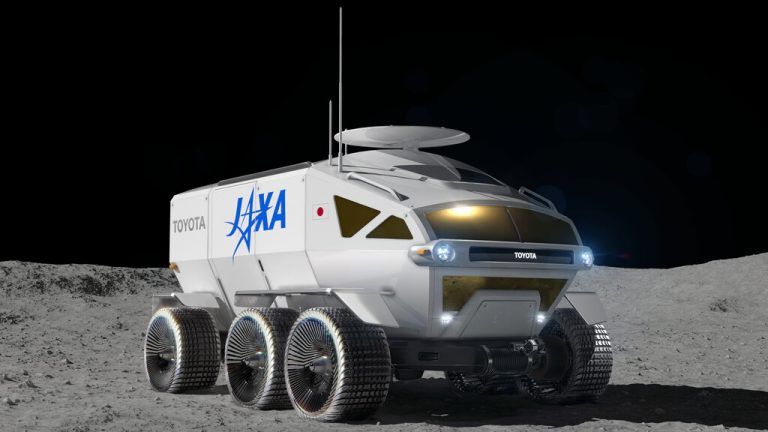 Auch Mondfahrzeuge, wie der „Lunar Cruiser“, werden entwickelt.  ap
