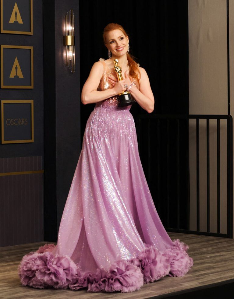 Bekam ihren ersten Oscar in einem lila Traum: Jessica Chastein. afp