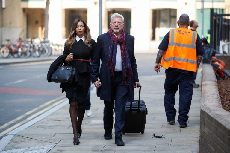Boris Becker mit Lilian de Carvalho Monteiro am Weg zum Gericht. reuters