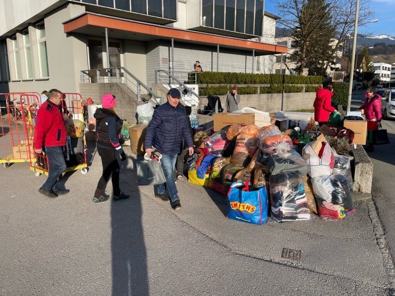 Die Hilfsbereitschaft ist groß. Die Helfer der Aktion im Kolpinhaus konnten bereits zwei Lieferungen in die Ukraine schicken.