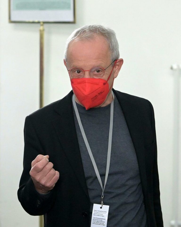 Ein Aussagen-Feuerwerk lieferte Ex-Nationalrat Peter Pilz im Ausschuss ab.APA (3)