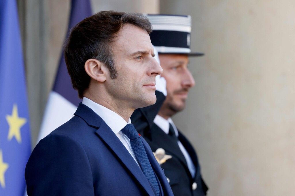 Warten auf Macron