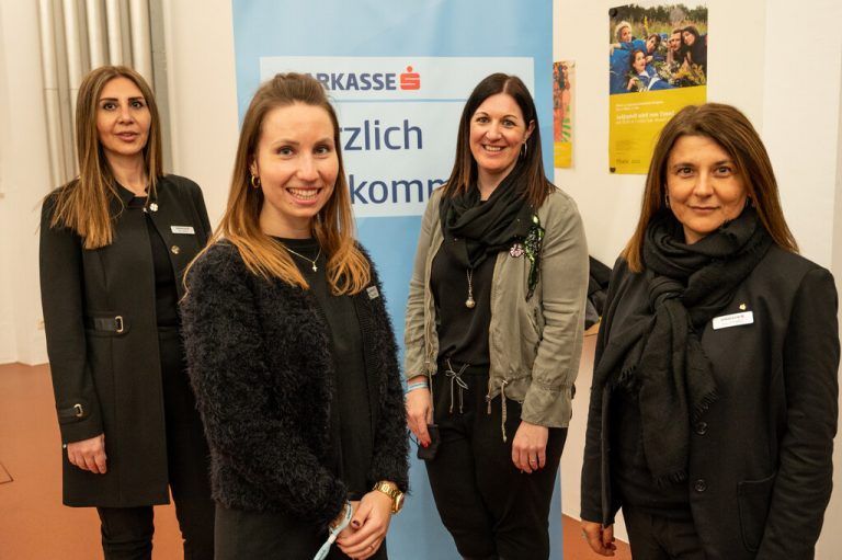 Filiz Imirgi, Theresa Längle, Arsu Sönmes und Doris Marte (v. l.).