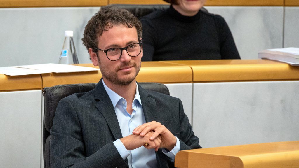 Tagesordnungspunkt 31: Zadra muss auf seine Angelobung warten