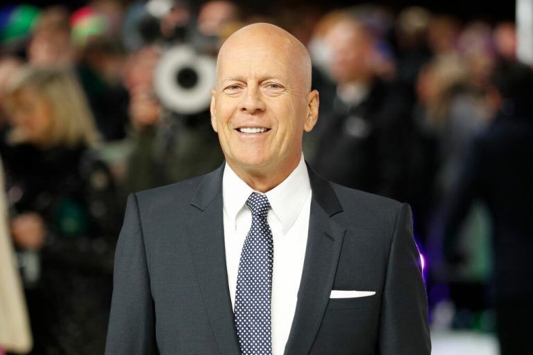 Hollywood-Star Bruce Willis beendet wegen gesundheitlicher Probleme seine Karriere. Eine Krankheit beeinträchtigt seine kognitiven Fähigkeiten. AFP