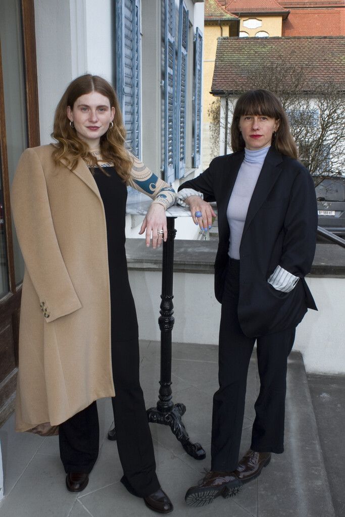 Kuratorinnen Marlene A. Schenk (l.) und Selina Reiterer.