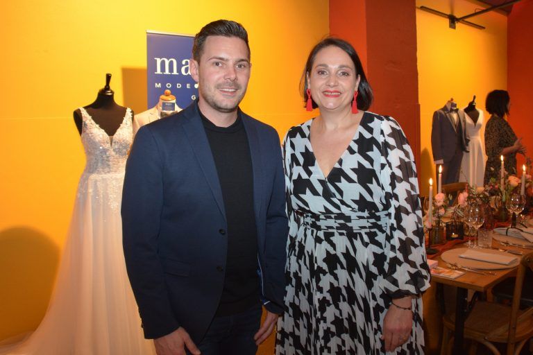Marco Geser von MO Catering und Hochzeits-Caterlingleiterin Melanie Pockenauer luden zum beliebten Abend für Brautleute. AFP