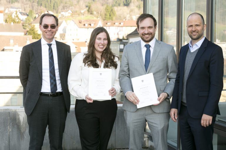 Marco Tittler und Jürgen Reiner übergaben die Bestellungsurkunden an Lisa Schmid und Bernhard Marte. vlk