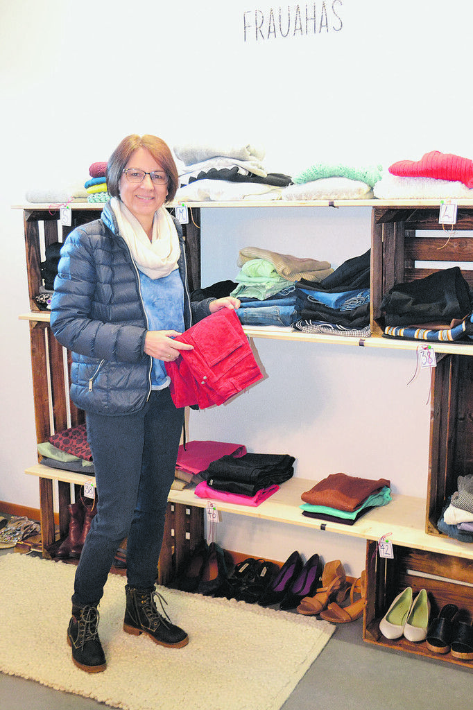 Martina Höber findet die ehrenamtliche Beschäftigung im Tauschlädele sehr sinnvoll.