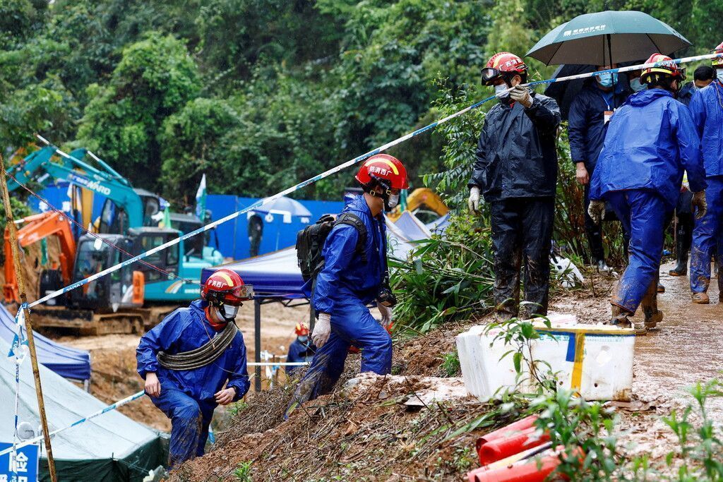Nach mysteriösem Absturz in China zweite Blackbox gefunden