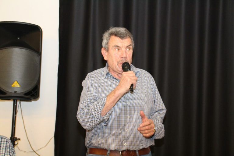 <p class="caption">Obmann Luis Neyer gab Einblicke in die vergangenen zwei Vereinsjahre und informierte über das anstehende Programm. <span class="media-container dcx_media_rtab" data-dcx_media_config="{}" data-dcx_media_type="rtab"> </span><span class="copyright">HE</span></p>