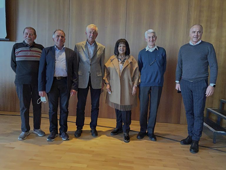 Obmann Sighart Brunner durfte zahlreiche Ehrengäste bei der Jahreshauptversammlung des Höchster Seniorenbunds begrüßen.SB Höchst