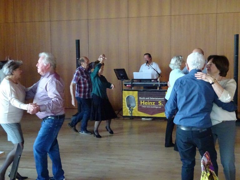 Phänomenale Stimmung herrschte beim PVÖ-Rheindelta-Tanz in Höchst. PVÖ
