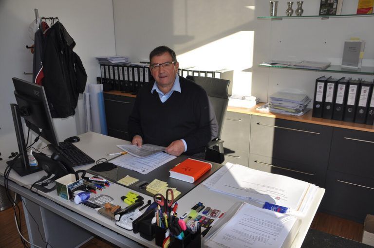 Willi Müller geht mit seiner Gemeinde heuer einige Projekte an. Unter anderem wird die Wasserversorgung ausgebaut. HAB