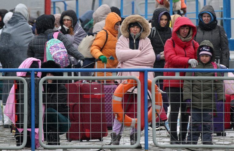 Zahlreiche Ukrainer flüchten vor dem Krieg in der Heimat. Reuters