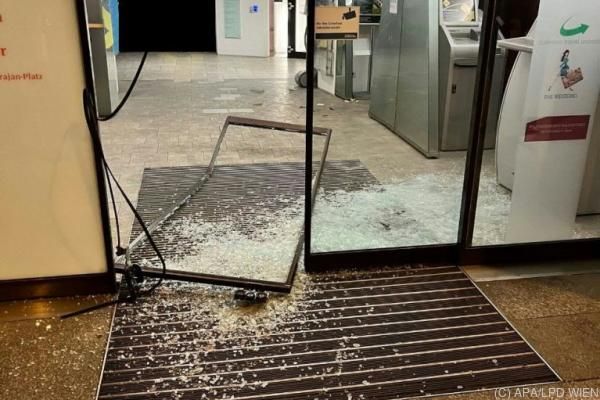 Betrunkener verwüstete Bankfiliale in Wiener Innenstadt