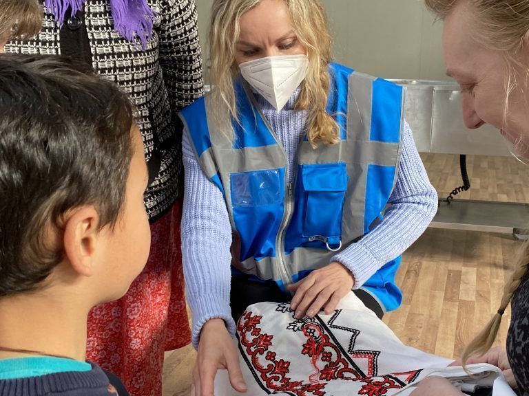 Nataliya ist für die Kriegsvertriebenen in Nenzing eine wichtige Ansprech- und Vertrauensperson. VN/Rauch