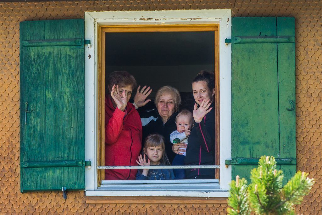 Eine Zuflucht gefunden: 13 Ukrainerinnen wohnen zur Untermiete in Doren. »A3