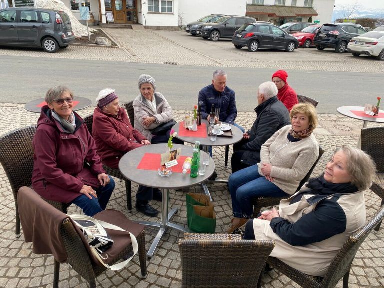Alle haben gute Laune.PVö