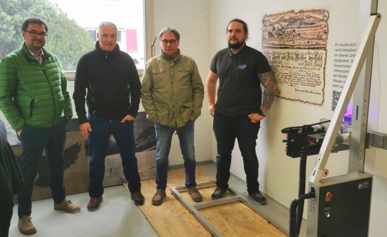 Arbeiten mit höchster Sorgfalt: Christoph Thöny, Dieter Bitschnau, Peter Mahner und Martin Bitschnau.<span class="copyright">Stadt Bludenz</span>