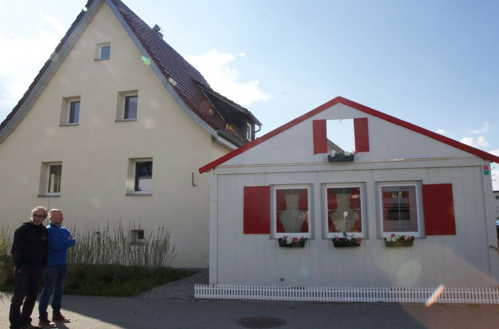 Caro Stark realisierte ein Projekt in der Galerie Vor-Ort und hat als Bühnenbildnerin viel vor.