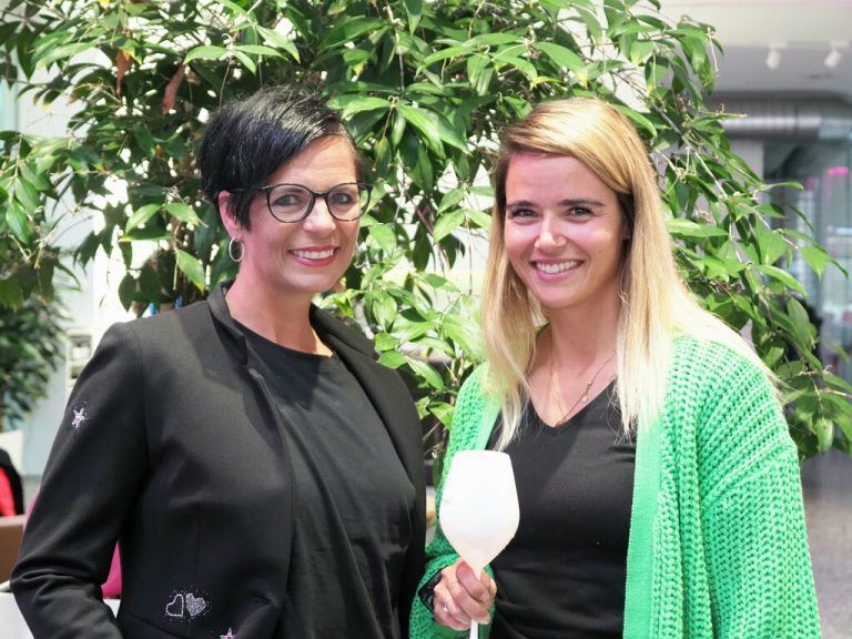 Daniela Erath-Mohr (Stilsicher) und Yasmin Steurer.