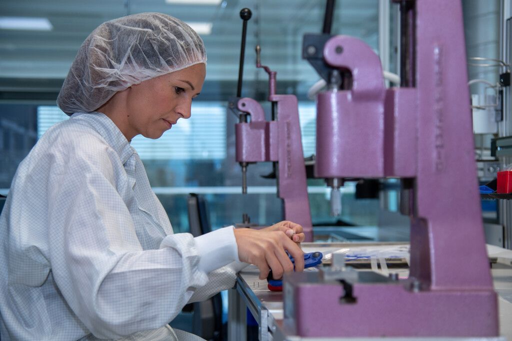 Schweizer Investor übernimmt A.M.I.