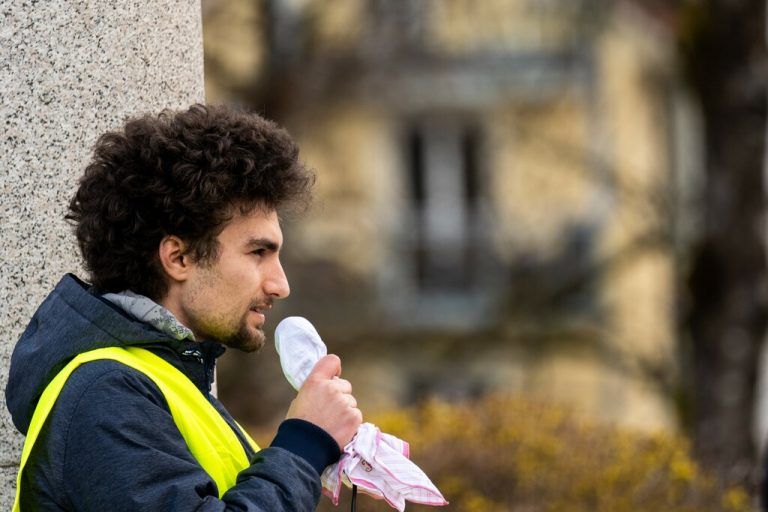 Der Fridays for Future Koordinator, während einer Rede. Die erste Demo fand im Herbst 2021 nach zwei Jahre Coronapause statt.