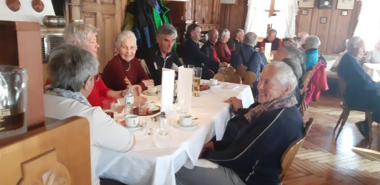 Der Seniorenbund Bregenzerwald lud zum ersten Wintersporttag nach Schoppernau.SB