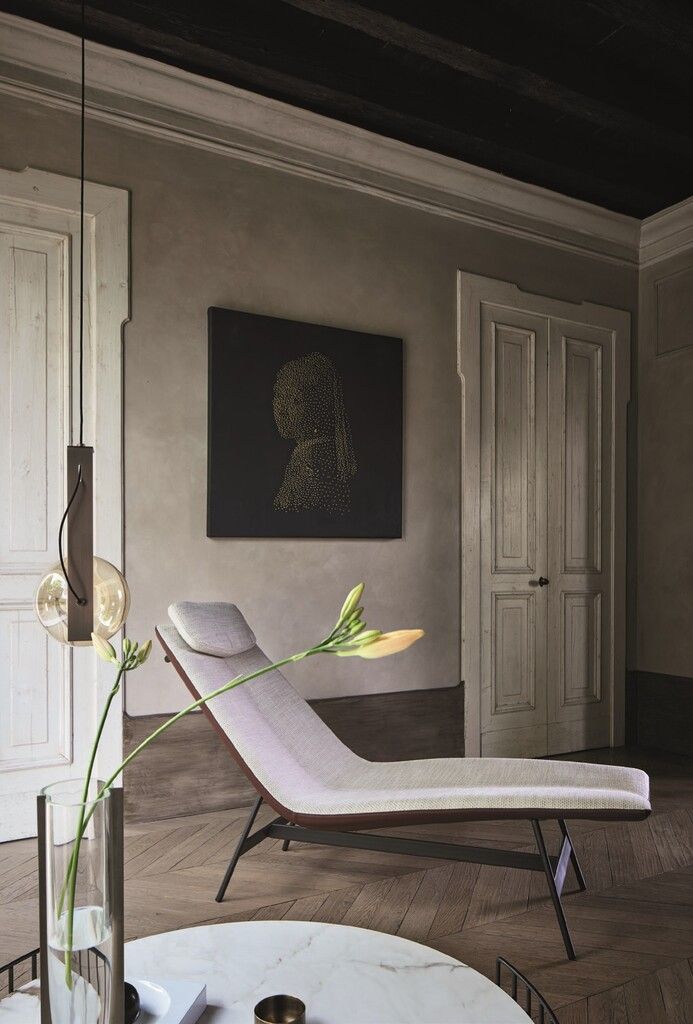 Designer Fabrice Berrux ließ sich für den Sessel Alpilles von den Hügeln der Provence inspirieren.