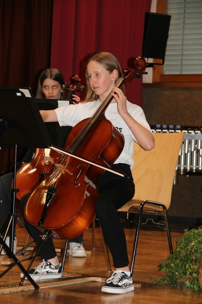 Die Ministrings unter der Leitung von Ingrid Nachbauer bildeten den Auftakt.