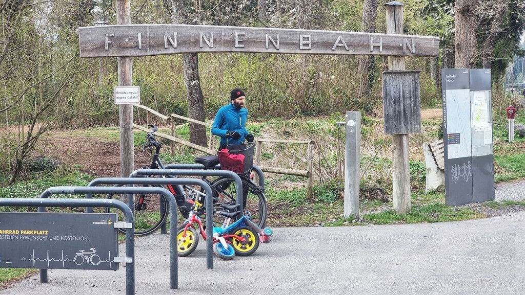 Sportlicher  Aufputz für  Finnenbahn