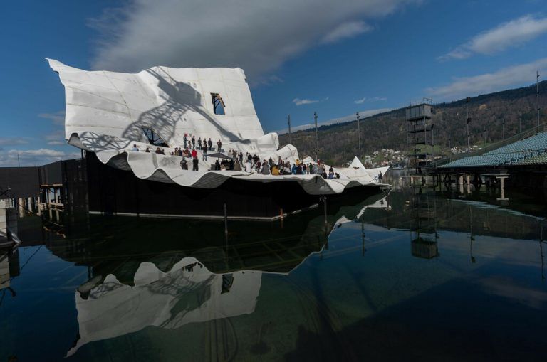 Richtfest der Festspiele: Die "Butterfly" hat ihr Podium, die Tickets werden rar. »D6