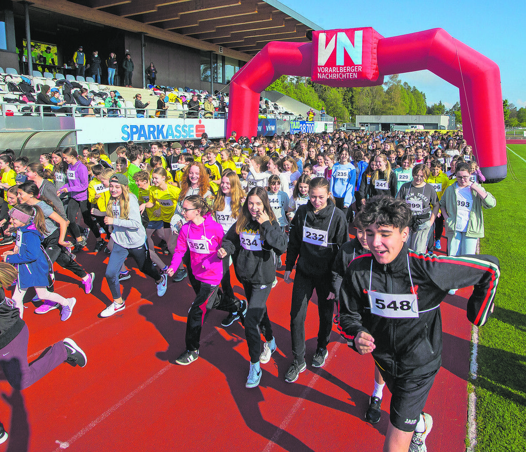 Begeisterung beim Lauf gegen die Armut