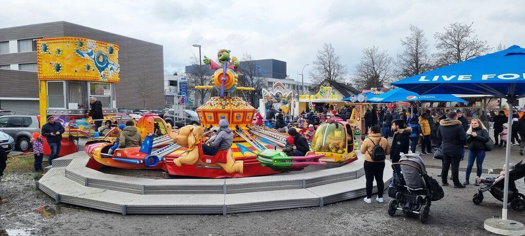 Jahrmarktgefühle  auf Festplatz