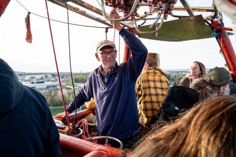 Herr der Lüfte: Eugen Nussbaumer bringt es auf über 2500 Ballonfahrten.